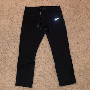 Nike Dri-Fit Crop Leggings